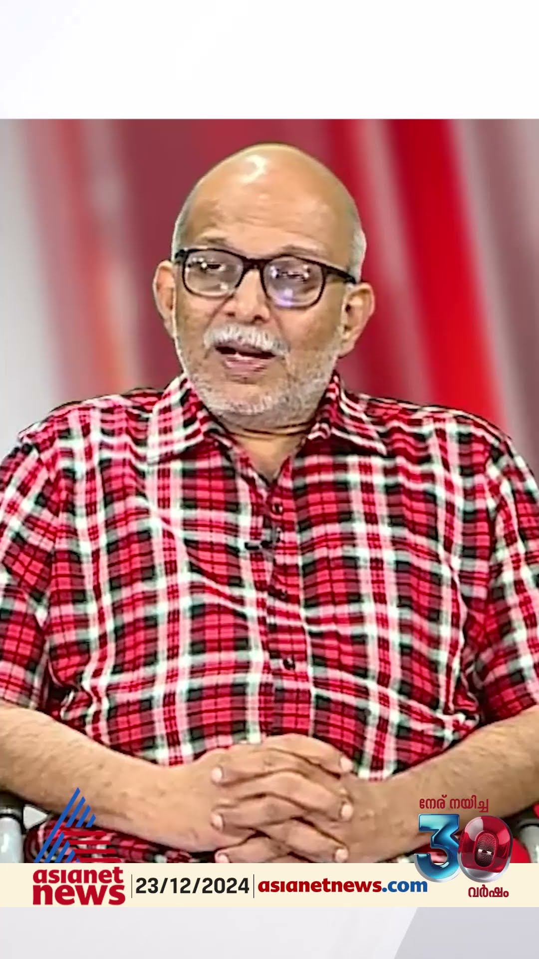 'വെള്ളാപ്പള്ളി ആരെയൊക്കെ എതിർക്കുന്നോ അവർക്ക് സ്വീകാര്യത കൂടും- വിഎം സുധീരൻ ഉദാഹരണമാണ്