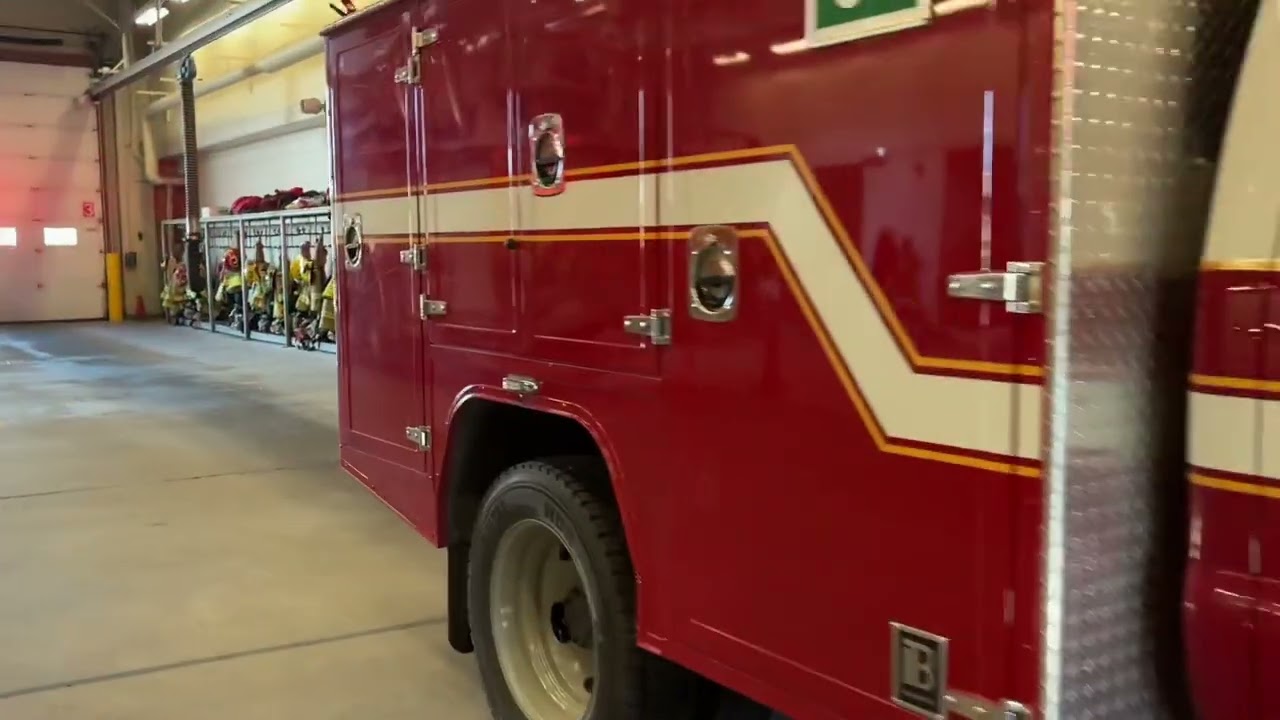 **SPARE/RARE BUSH BUGGY** Calgary Fire station 31 | video 1.12