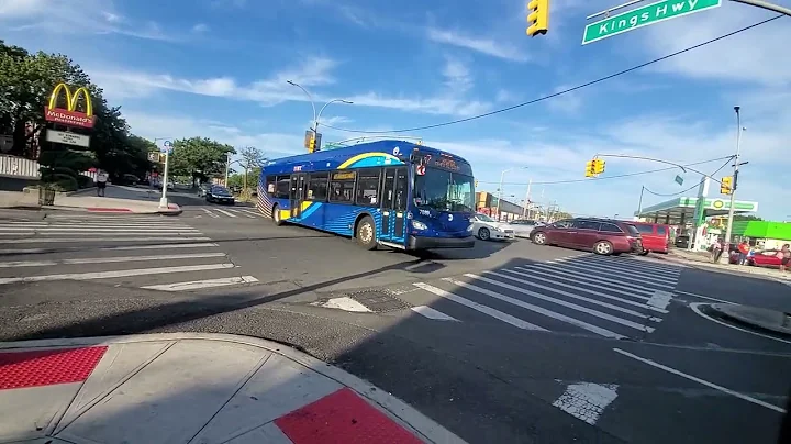 2022 New Flyer XD40 #7889 as B7 - Midwood | Coney Island Avenue