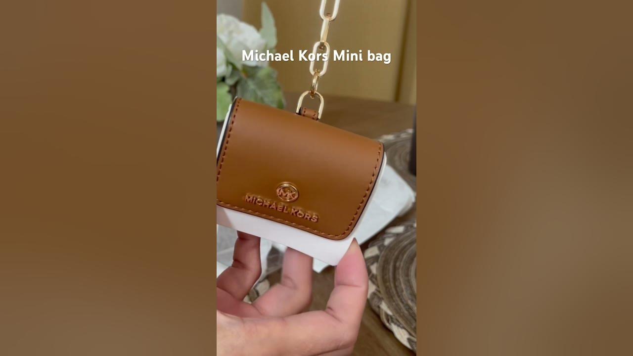 Michael Kors, Bags, Michael Kors Jet Set Travel Pocket Crossbody Tech  Pouches Airpods Case