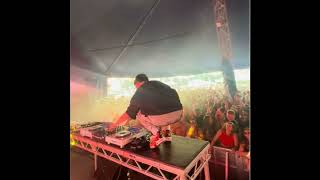 Shee - Close My Eyes