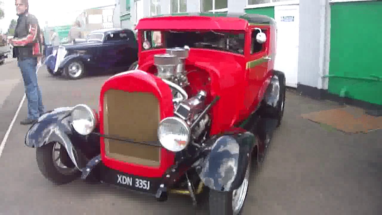 Willows Rest, Mitcham, car meet up, Yanks, Hot Rods, Classics, Harleys