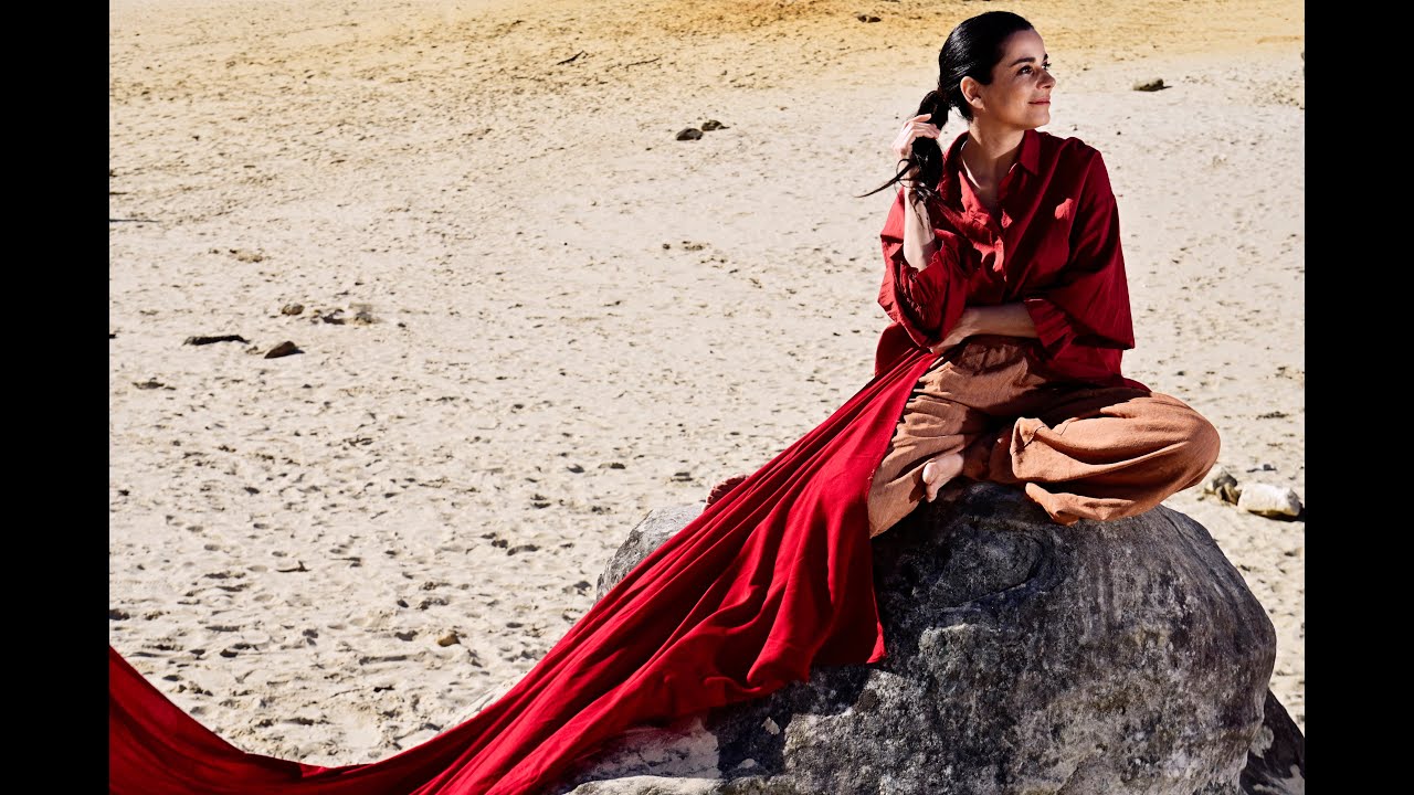 Amel Brahim-Djelloul - Wi bɣan (Les chemins qui montent)