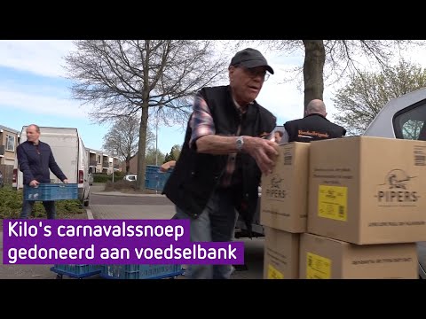 Prins Jurgen schenkt Voedselbank duizenden zakken chips en snoep