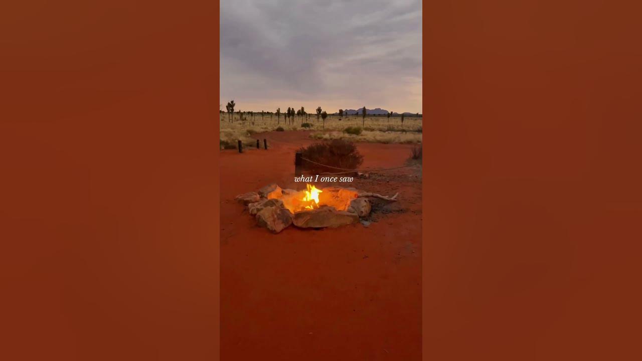 ‘Sounds of Silence’. Dinner in the desert 🏜️ #shorts #australia #uluru