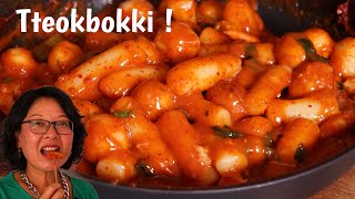 Tteokbokki, LA star de la street food coréenne. Aux crevettes, utilisez les carcasses pour + d’umami