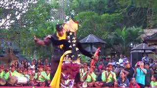 Joged Bungbung Penari Moglong