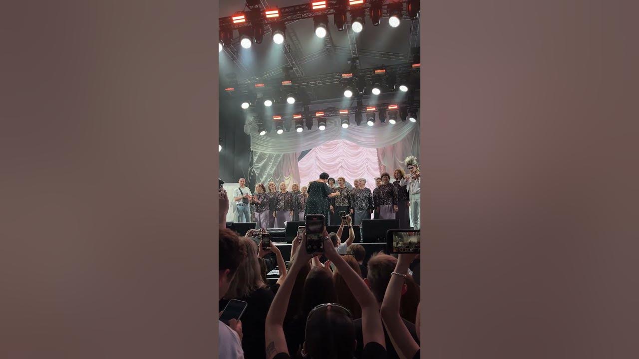 "Детка-Голливуд" Хаски и бабушки - 02.08.2025 / Flacon "Детка-Голливуд" Хаски и бабушки - 02.08.2025 / Flacon