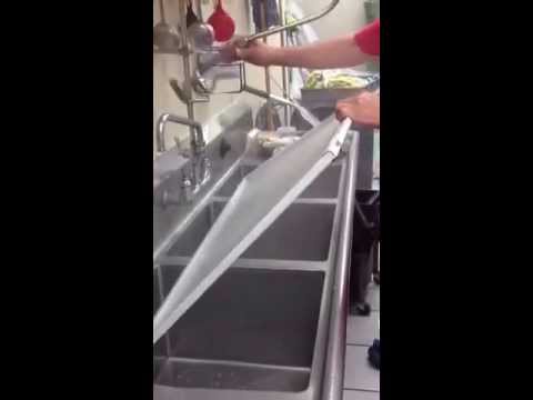 Ceiling cleaning light lenses
