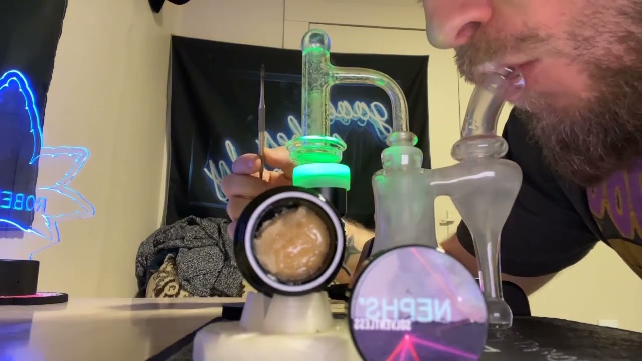 Happy Terpy TuesDave, Nephs Solventless - StrawNana 🍓🍌, nothing for sale or trade… 🍓🍌🙏