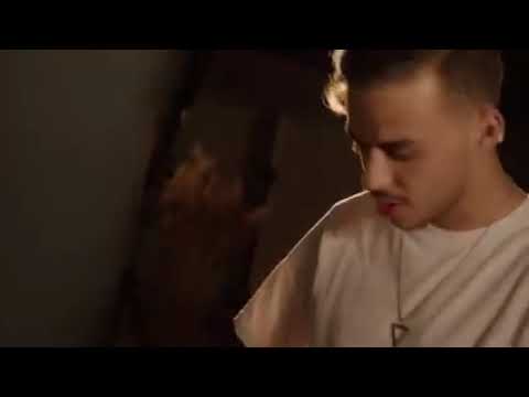 قدام الكل Sillawe