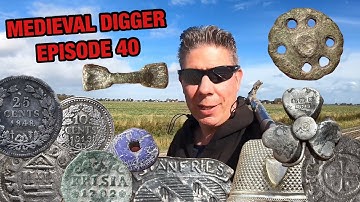 Metal Detecting in the Netherlands! Finding lots of silver!