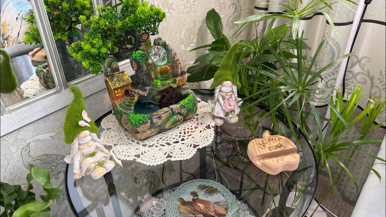 МОИ КОМНАТНЫЕ РАСТЕНИЯ / СОБАЧКИ / Фонтан