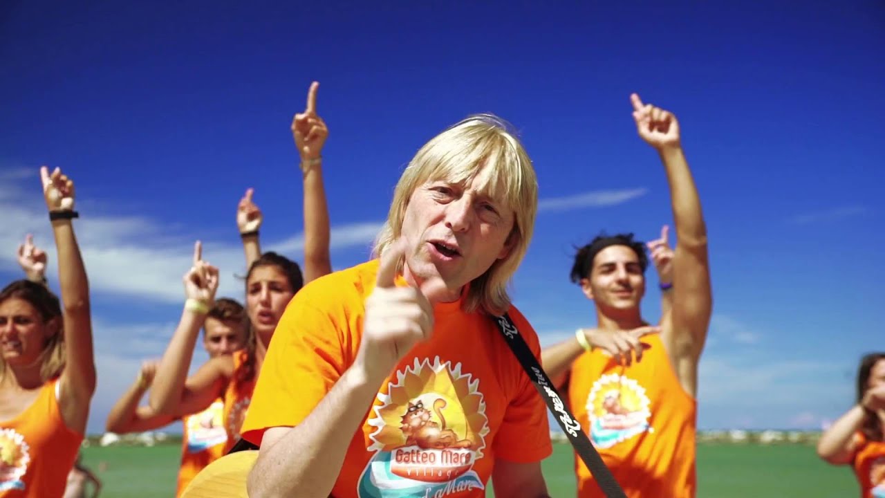 GATTO AMICO video ufficiale canta  Moreno il Biondo