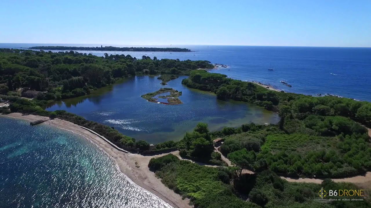 B6 drone, Iles de Lerins, Cannes  l'UNESCO