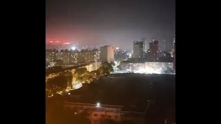 交火？北京传出枪炮声。軍報三天三变调，发出四字神秘暗語。各軍罕见停摆，拒不表态，无人执行军令。習親信认为習搞政变做得太绝。亲俄派要升军委副主席？