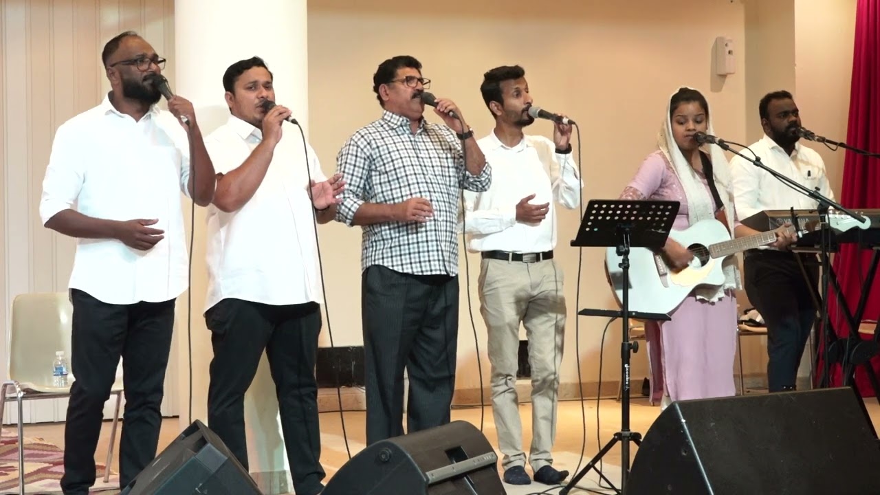    Bhoovasikale yehovaykkarppiduveen  Lyrics Malayalam Christian Song