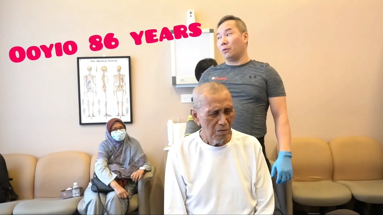 86 year old uncle After having Tit Tar done by Master Chris Leong let's hear it 🤔🤔🤔