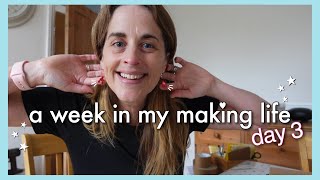 Daily Making Vlogs! Making earrings 🦞 Knitting socks | Day 3 of 7