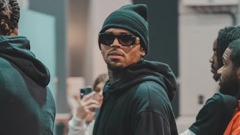 Chris Brown - Closer (Music Video)