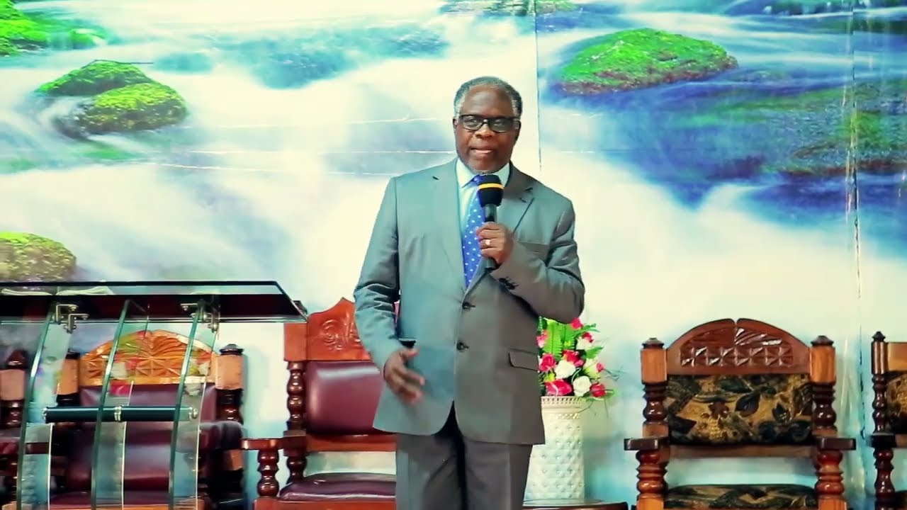 Asikiaye na kufanyia kazi || Brown Mwakipesile