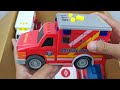 ミニカー13台と赤い救急車！坂で遊ぼう！13 minicars & Red Ambulance! Play on the Slope #18