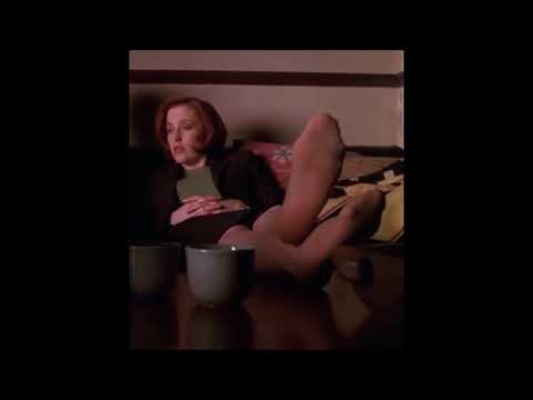 Gillian Anderson's pantyhose feet - The X-Files (1995 & 2000)