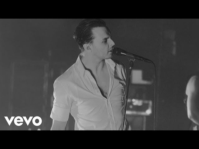 HURTS - NOTHING WILL BE BIGGER THAN US