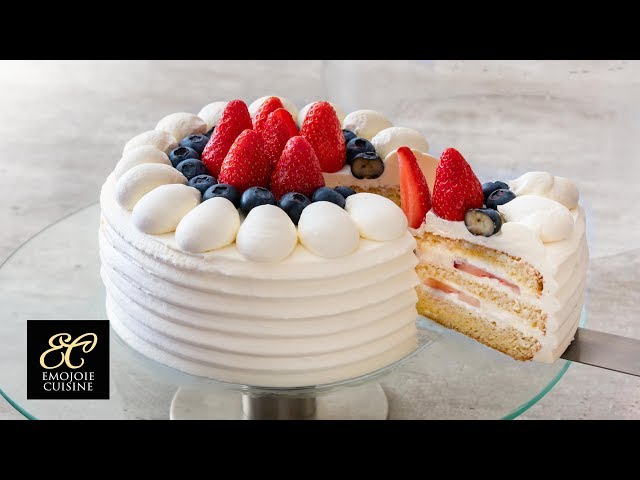 Japanese Strawberry Shortcake | Sponge Cake Recipe |  Emojoie Cuisine