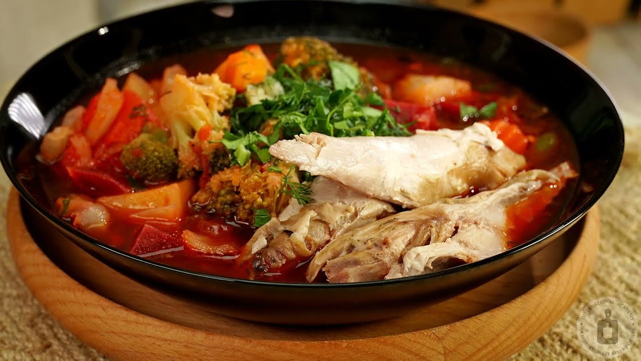 Багатство яскравих фарб і смаку! БОРЩ З ІНДИЧКОЮ, ПОМІДОРАМИ ТА ЗАМОРОЖЕНИМИ ОВОЧАМИ