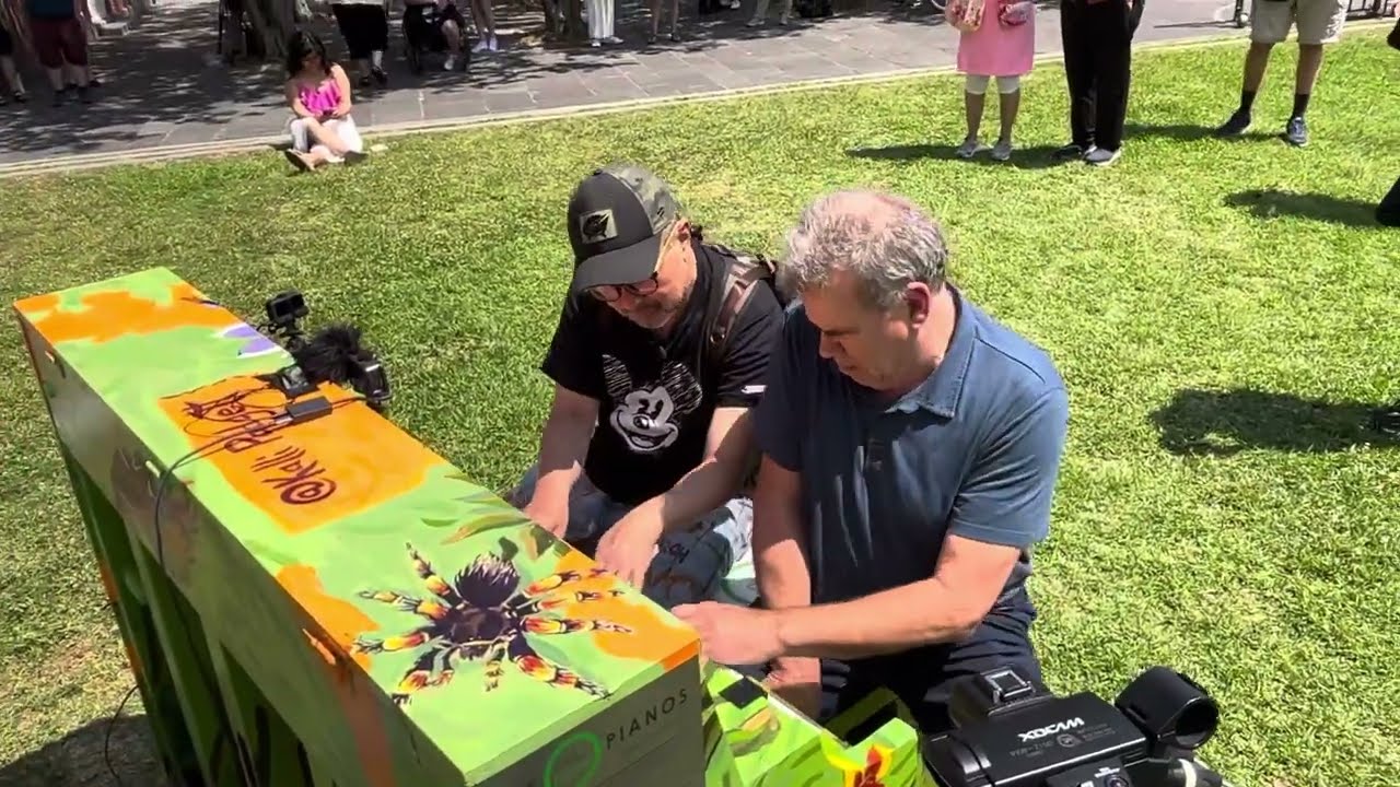 Senri Oe (大江 千里, Ōe Senri 🇯🇵 meets Michael Creber 🇨🇦