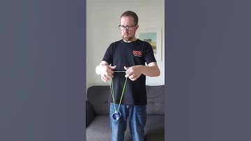 Wait For It..... Upsidedown Green Triangle Yoyo Trick 🪀 #yoyo #yoyotricks #gr33nrobot #shorts #fypシ