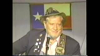 Boxcar Willie - Mister Can You Spare A Dime (live)