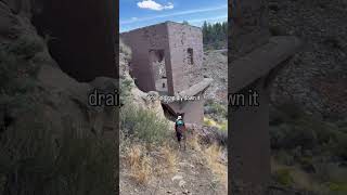 Tumalo Dam in Bend Oregon is a great place to hike, bike, and explore. #oregon