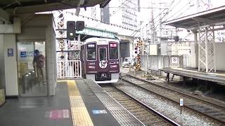 阪急 1000系(1005F、えほんトレインジャッキー号) 特急 新開地行き  十三(1号線)発車