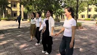 Họp lớp 12A2 sau 23 năm