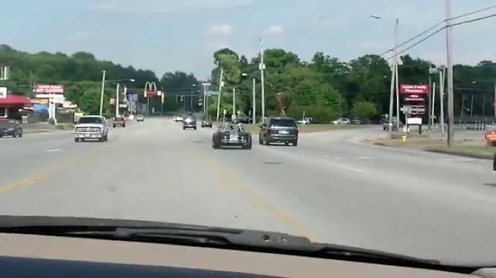 Shelby cobra on Hixson pike