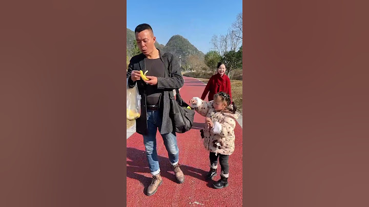 男子乱丢垃圾，结果自食恶果 #funny #情感短劇 #comedy #家庭短劇#shorts