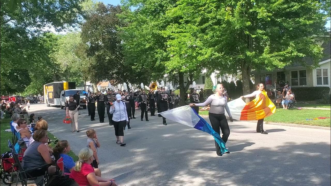 Herscher Marching Tigers at Momence Glad Fest Parade 2021 YouTube
