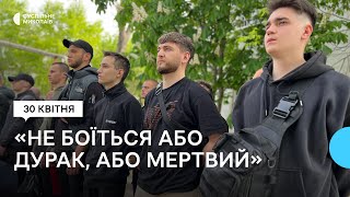 У Миколаєві охочі уклали контракт на проходження військової служби