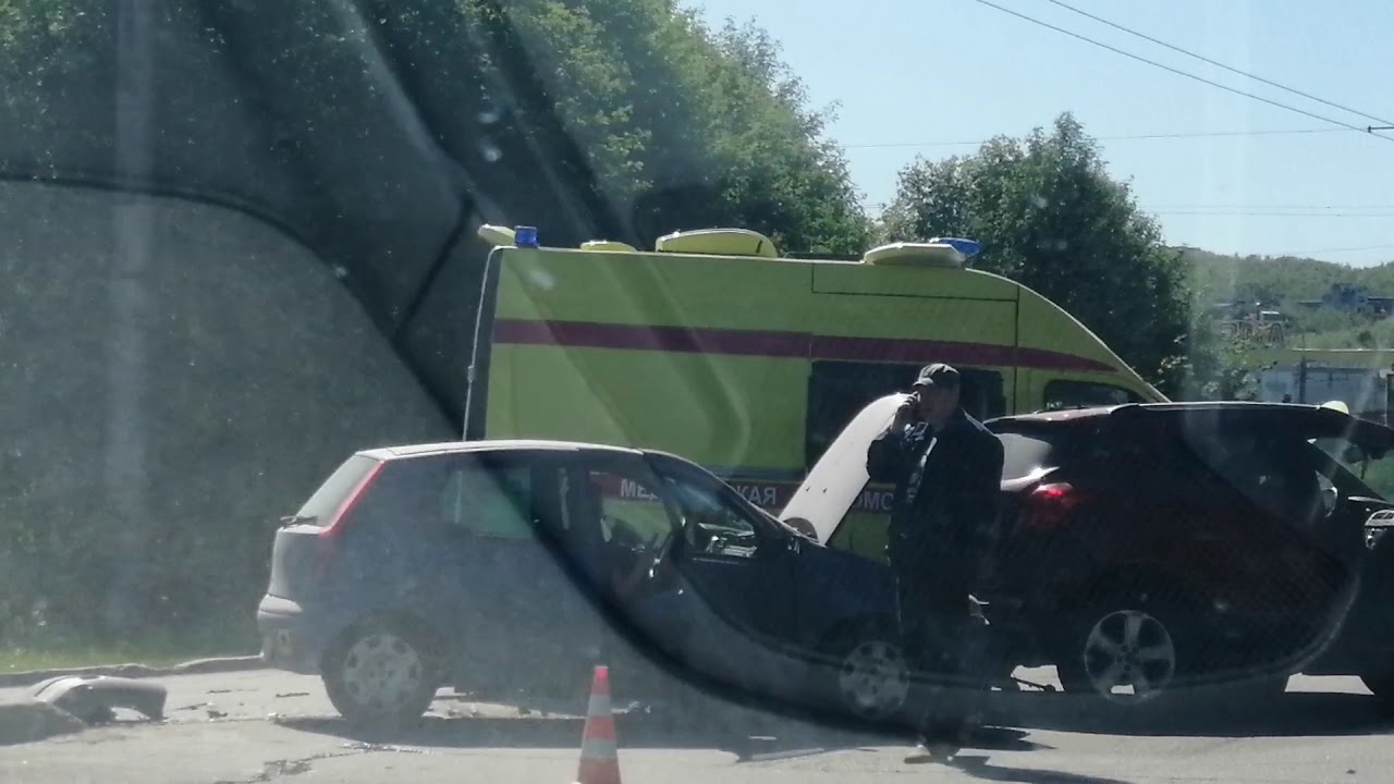 Авария на весте
