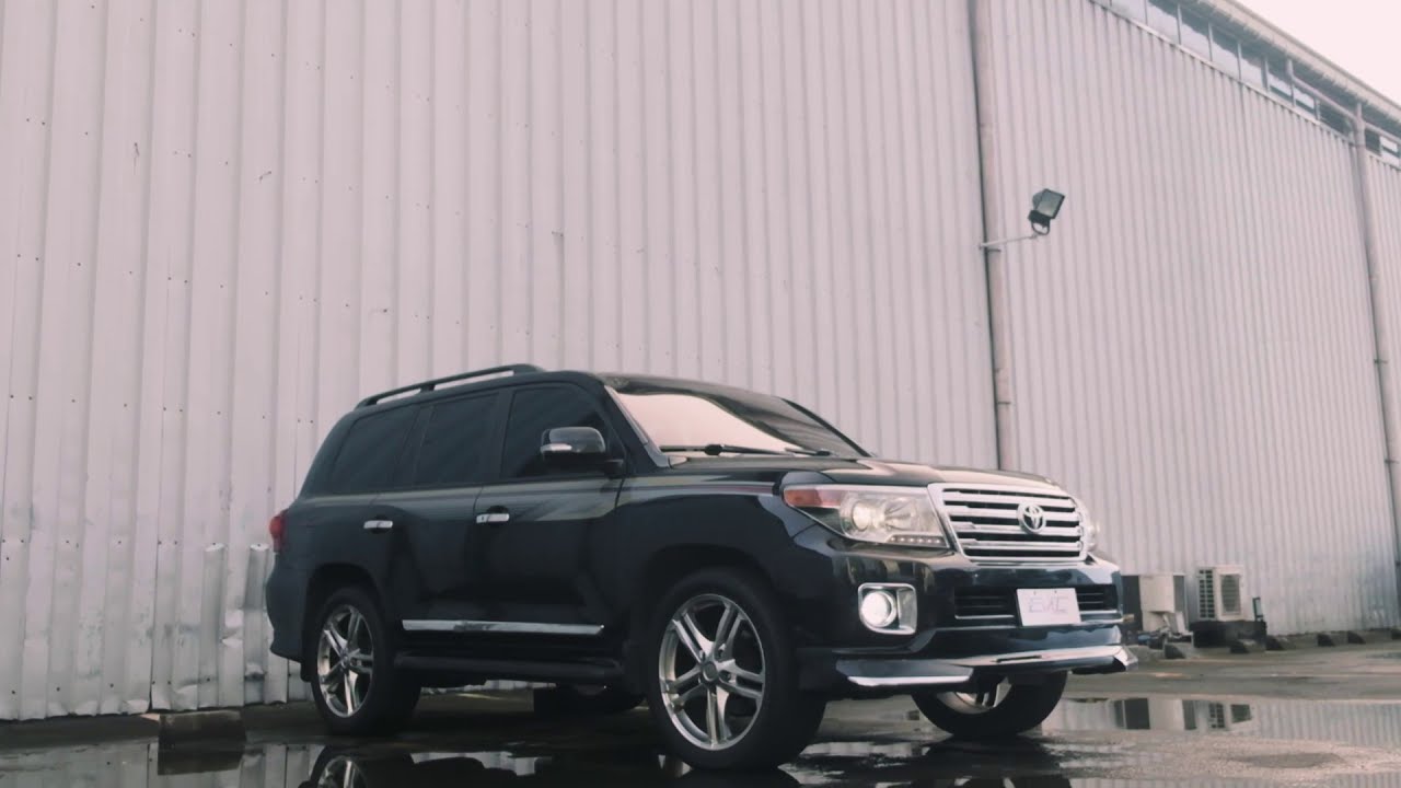 EMC's 2012 Toyota Land Cruiser 200