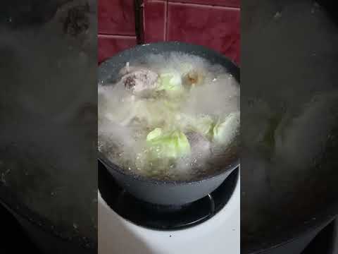 Nilagang Manok with Repolyo 😋#fypシviralシ #panlasangpinoyrecipe #cooking #manok #chickenrecipes
