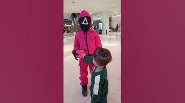 Pink Guards Challenged to play Ddakji with Player456 😱😆🤣 | #squidgame #squidgame2 #ddakji #challenge