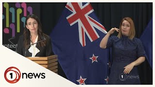 All of NZ to remain at Red traffic light setting