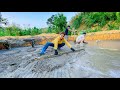 Concrete and solid pond foundation with concrete and iron with Dad - Daily Life - Life with Nature