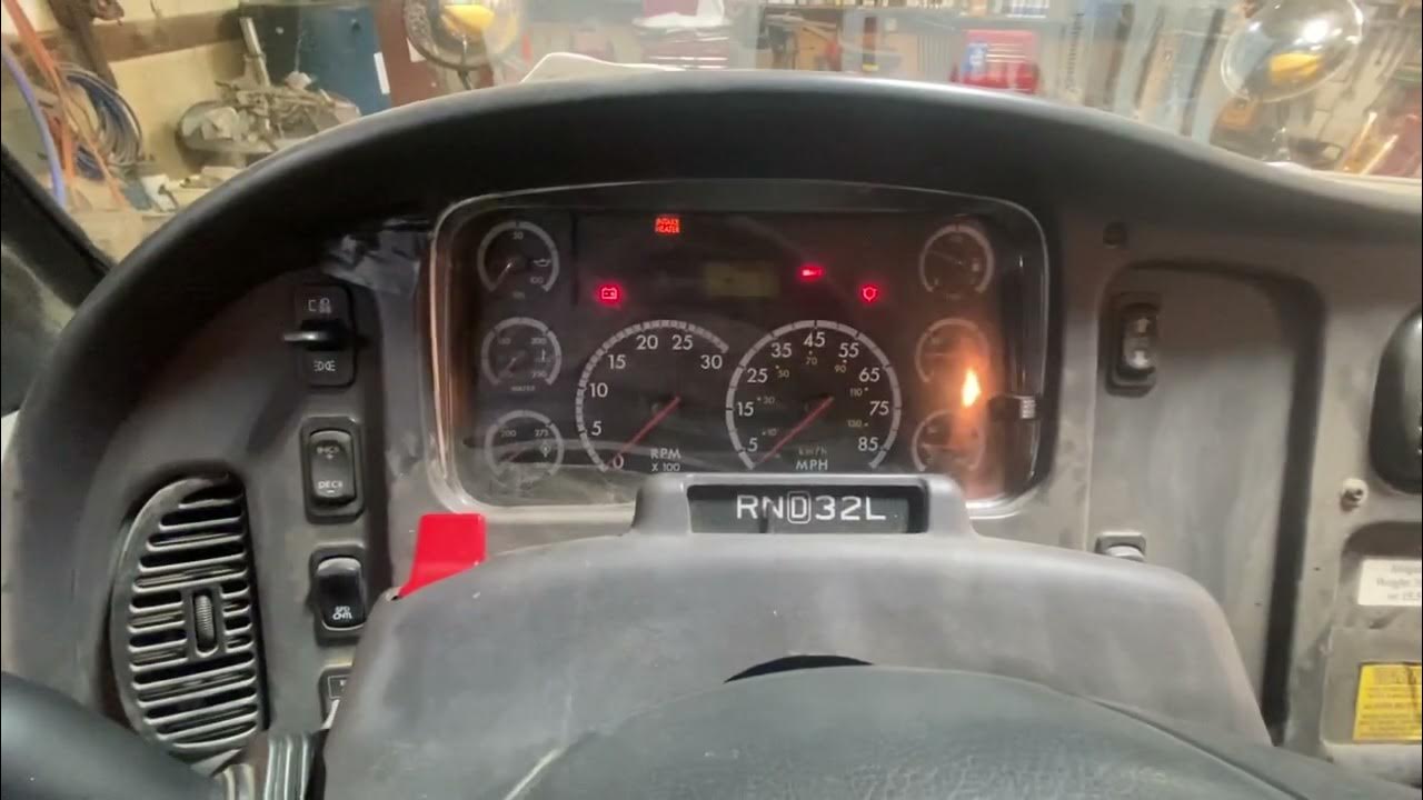 2007 Thomas C2 Cold Start — Cat C7 With Manifold Delete - YouTube