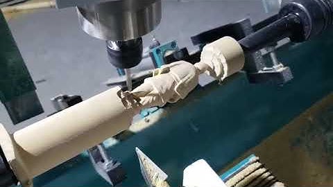 4 axis 1530 Auto loading unloading CNC wood lathe for cylinder material engraving