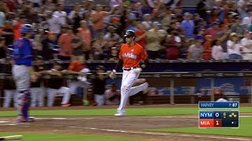 NYM@MIA: Ozuna drives an RBI double to left field