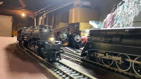 MTH Ho Scale Big Boy #4014 Hauling!